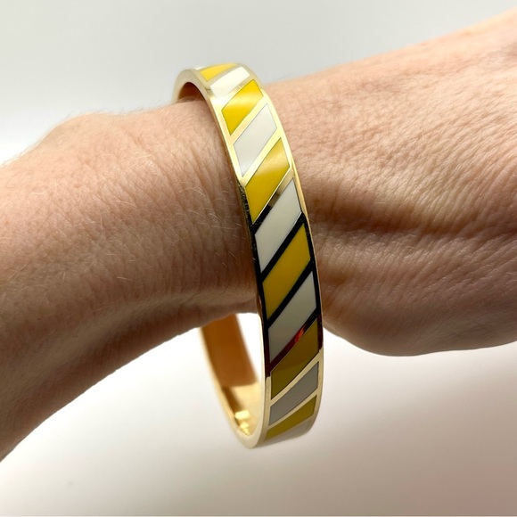 Kate Spade “Toe the Line” Yellow White Striped Idiom Bangle Bracelet - Picture 6 of 9